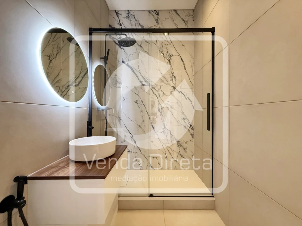 Apartamento T3 para Venda em Areeiro Foto 33