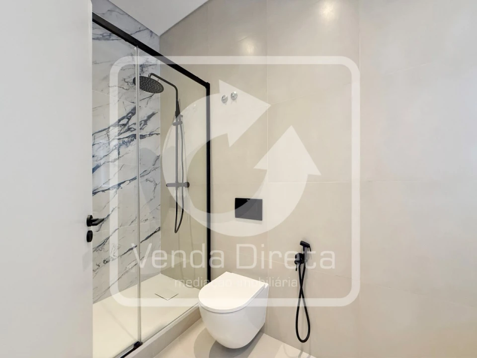 Apartamento T3 para Venda em Areeiro Foto 42