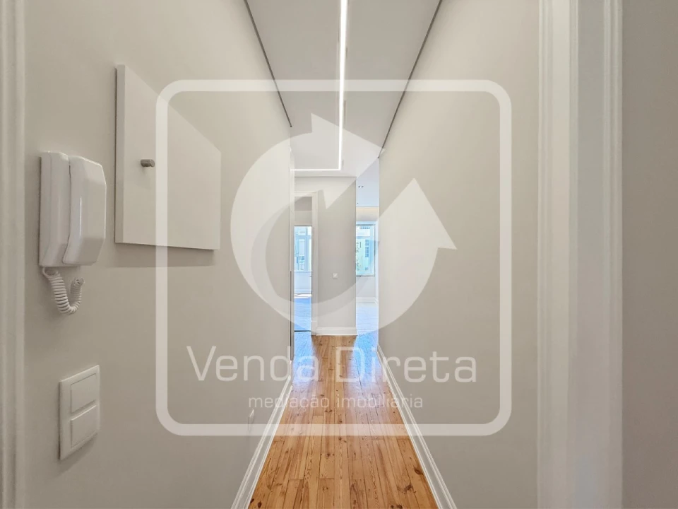 Apartamento T3 para Venda em Areeiro Foto 45