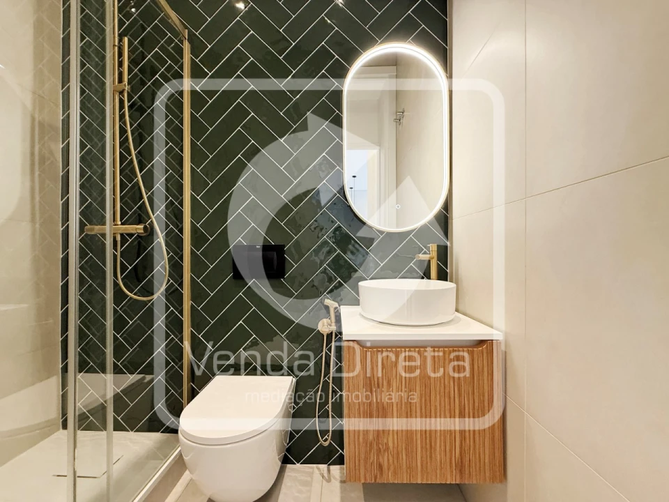 Apartamento T3 para Venda em Areeiro Foto 48