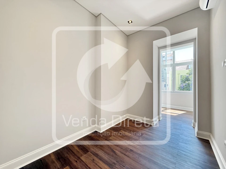 Apartamento T3 para Venda em Areeiro Foto 28