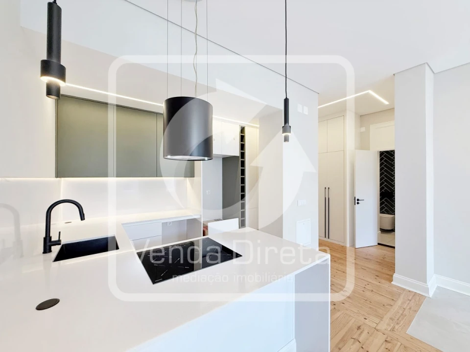 Apartamento T3 para Venda em Areeiro Foto 19