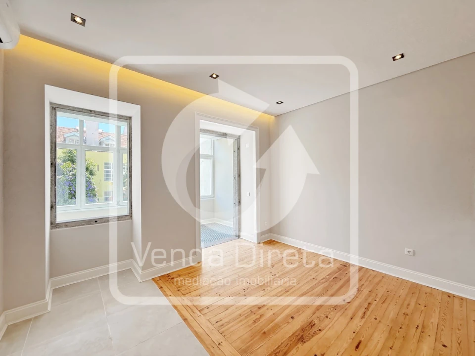 Apartamento T3 para Venda em Areeiro Foto 16