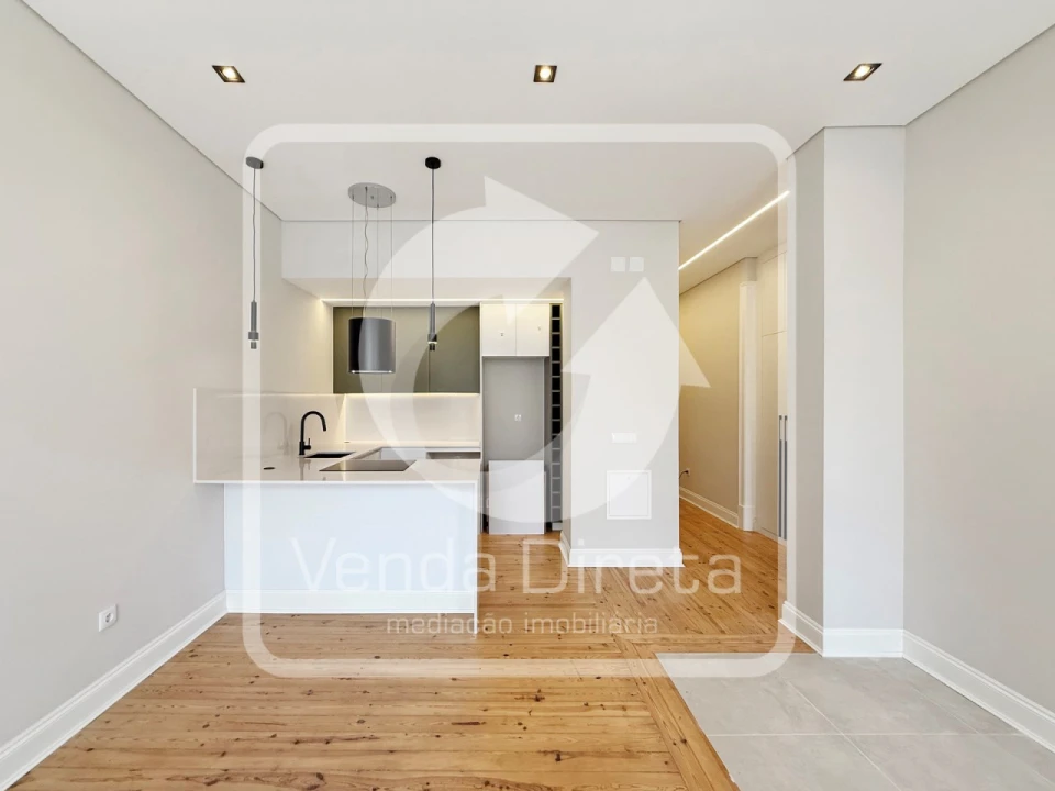 Apartamento T3 para Venda em Areeiro Foto 14