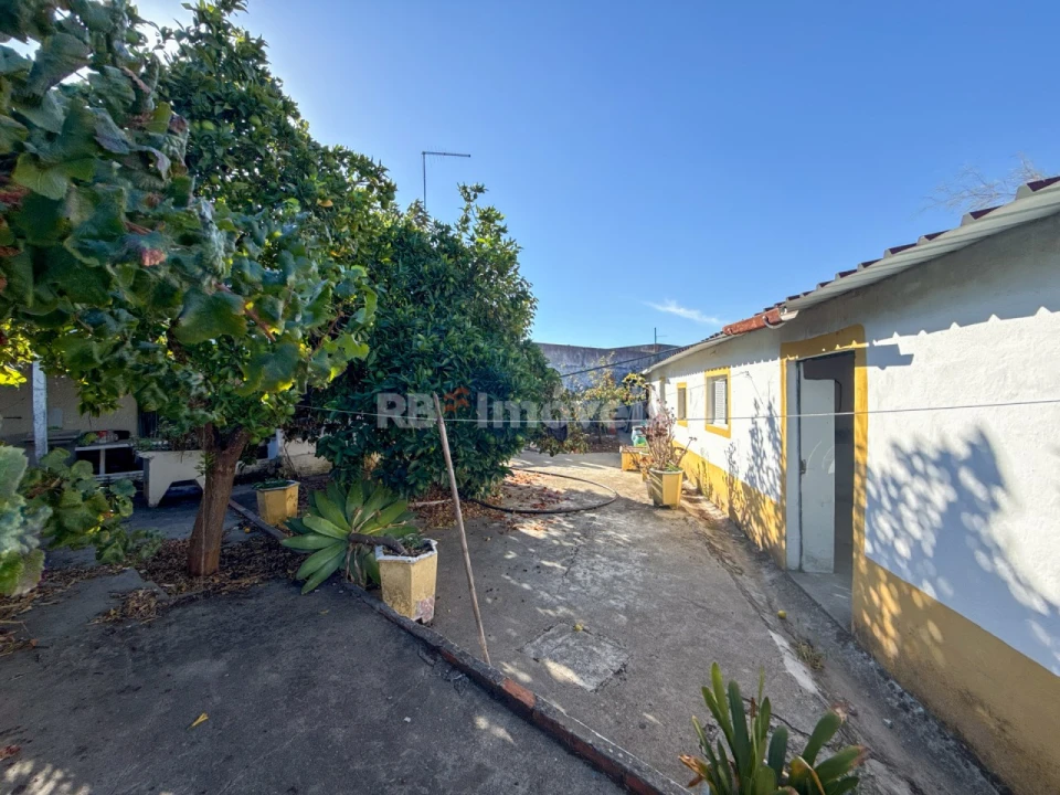 Moradia T3 para Venda em Vila Nova da Barquinha Foto 38