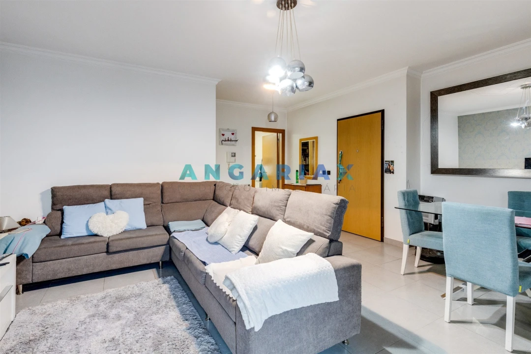 Apartamento T3 para Venda em Batalha Foto 3