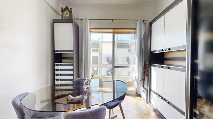 Apartamento T2 para Venda em Póvoa de Santa Iria e Forte da Casa Foto 8