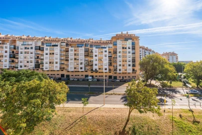 Apartamento T3 para Venda em Queluz e Belas