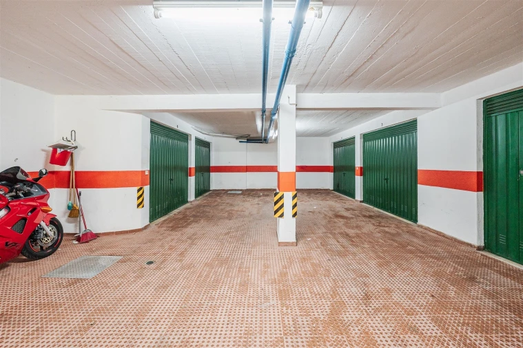 Apartamento T3 para Venda em Queluz e Belas Foto 46