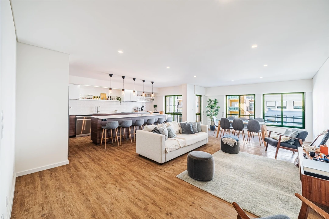 Apartamento T3 para Venda em Queluz e Belas Foto 5