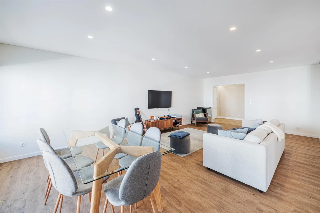 Apartamento T3 para Venda em Queluz e Belas Foto 8