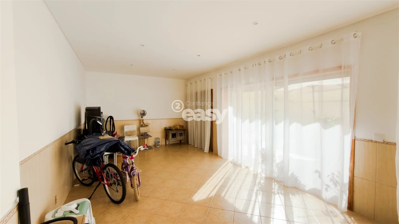 Moradia T4 para Venda em Tadim Foto 51