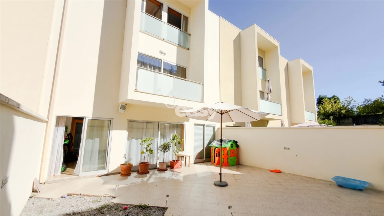 Moradia T4 para Venda em Tadim Foto 52