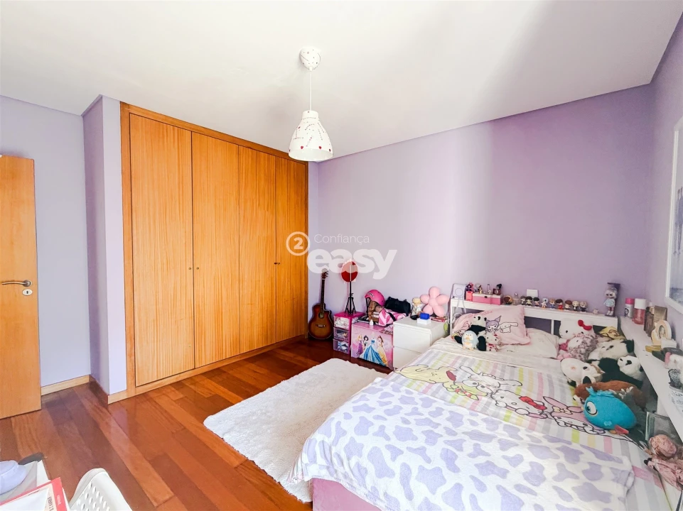 Moradia T4 para Venda em Tadim Foto 36