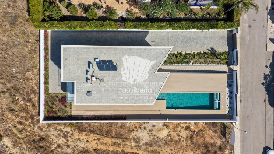 Moradia T4 para Venda em Lagos (São Sebastião e Santa Maria) Foto 53