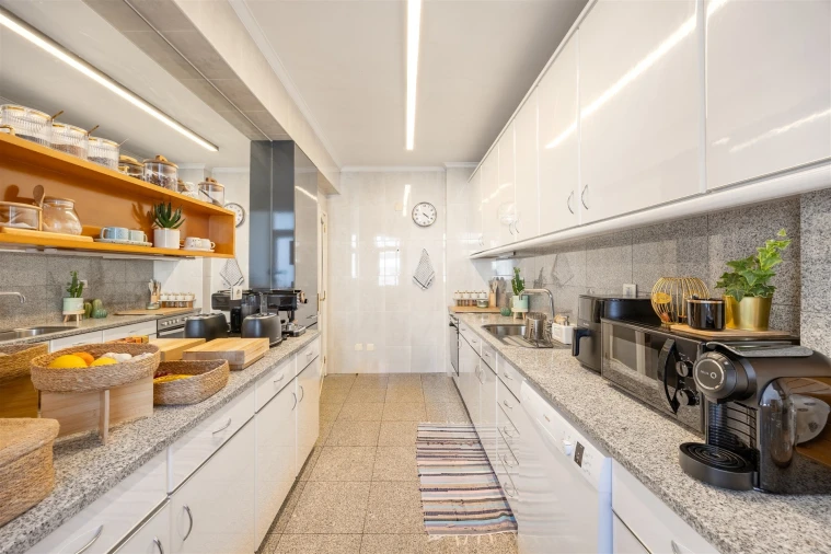 Apartamento T4 para Venda em Matosinhos e Leça da Palmeira Foto 17