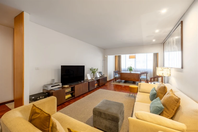 Apartamento T4 para Venda em Matosinhos e Leça da Palmeira Foto 2