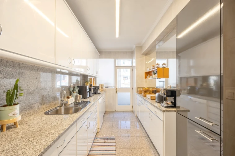 Apartamento T4 para Venda em Matosinhos e Leça da Palmeira Foto 15