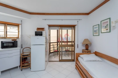 Apartamento T0 para Venda em Costa da Caparica