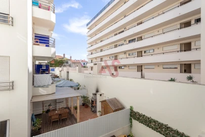 Apartamento T0 para Venda em Costa da Caparica