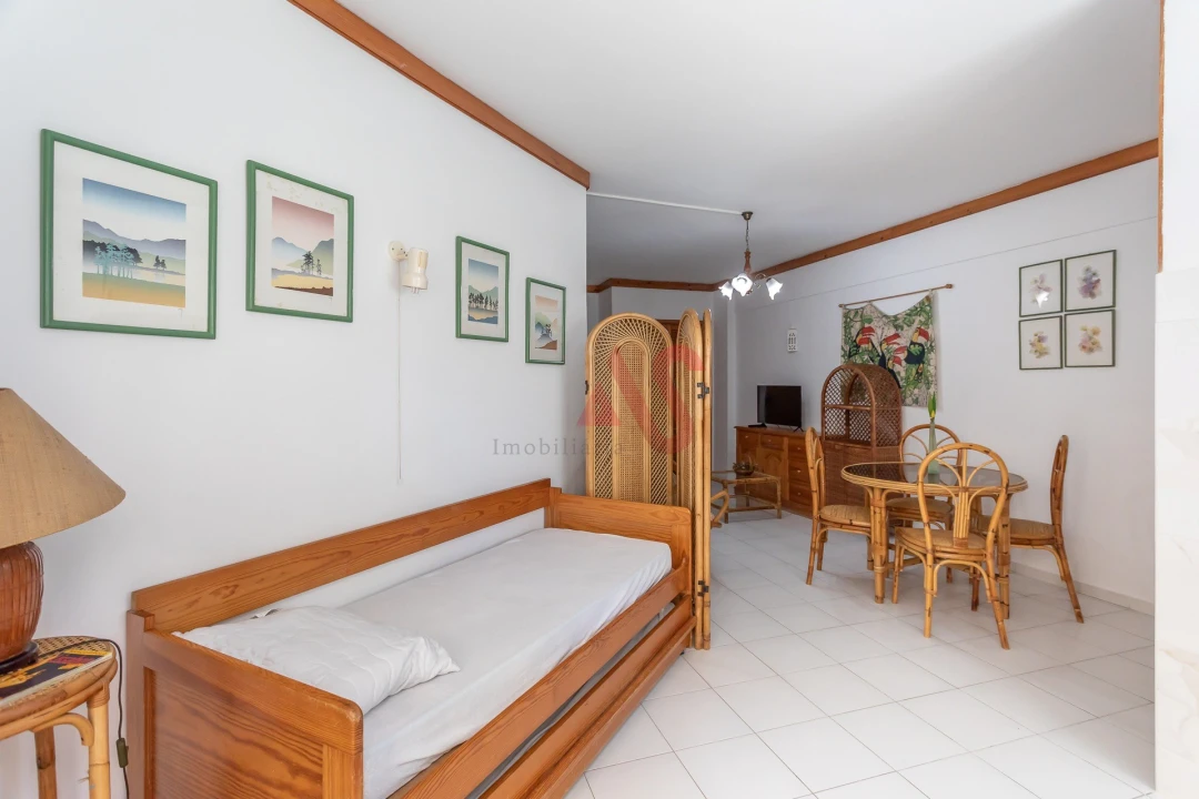 Apartamento T0 para Venda em Costa da Caparica Foto 15