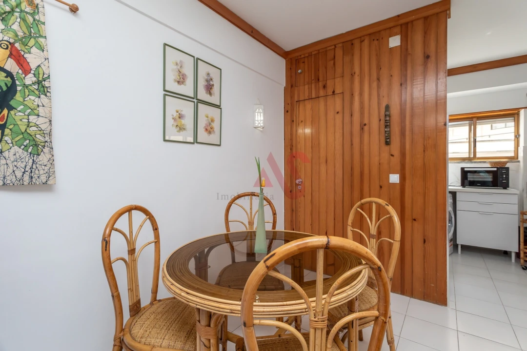 Apartamento T0 para Venda em Costa da Caparica Foto 7