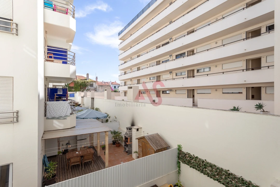 Apartamento T0 para Venda em Costa da Caparica Foto 18
