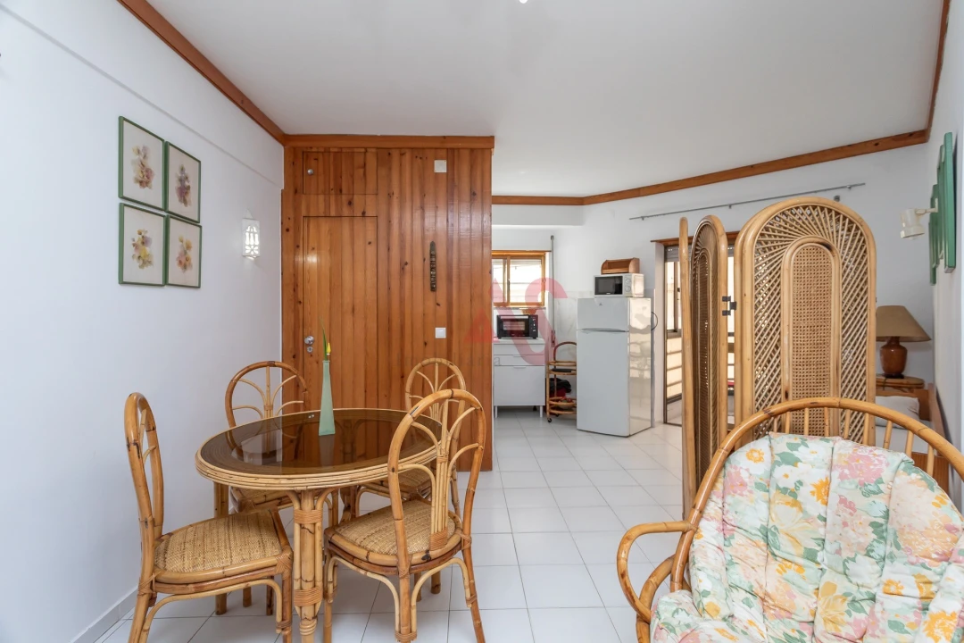 Apartamento T0 para Venda em Costa da Caparica Foto 6