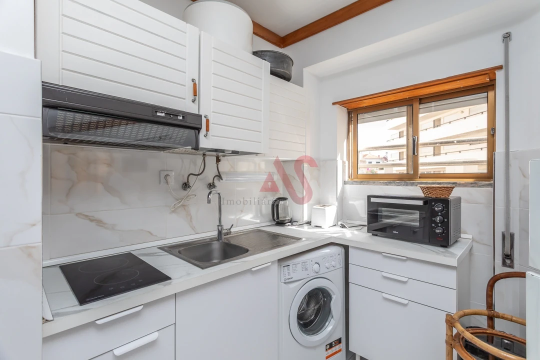 Apartamento T0 para Venda em Costa da Caparica Foto 10