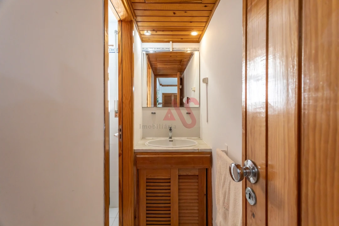 Apartamento T0 para Venda em Costa da Caparica Foto 21
