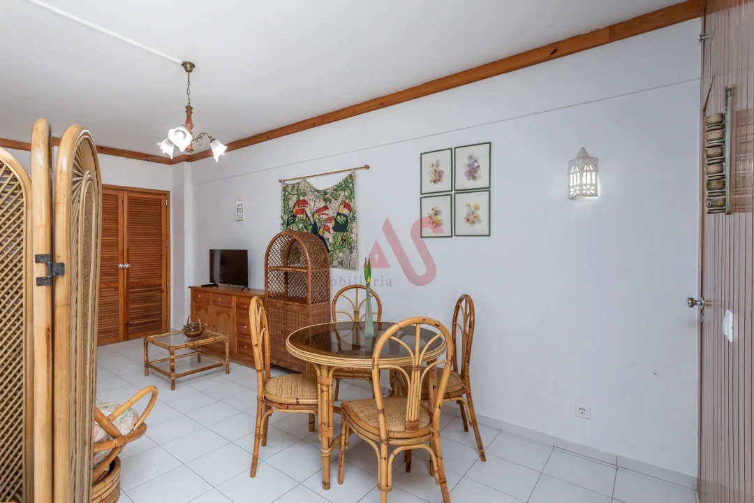 Apartamento T0 para Venda em Costa da Caparica Foto 13