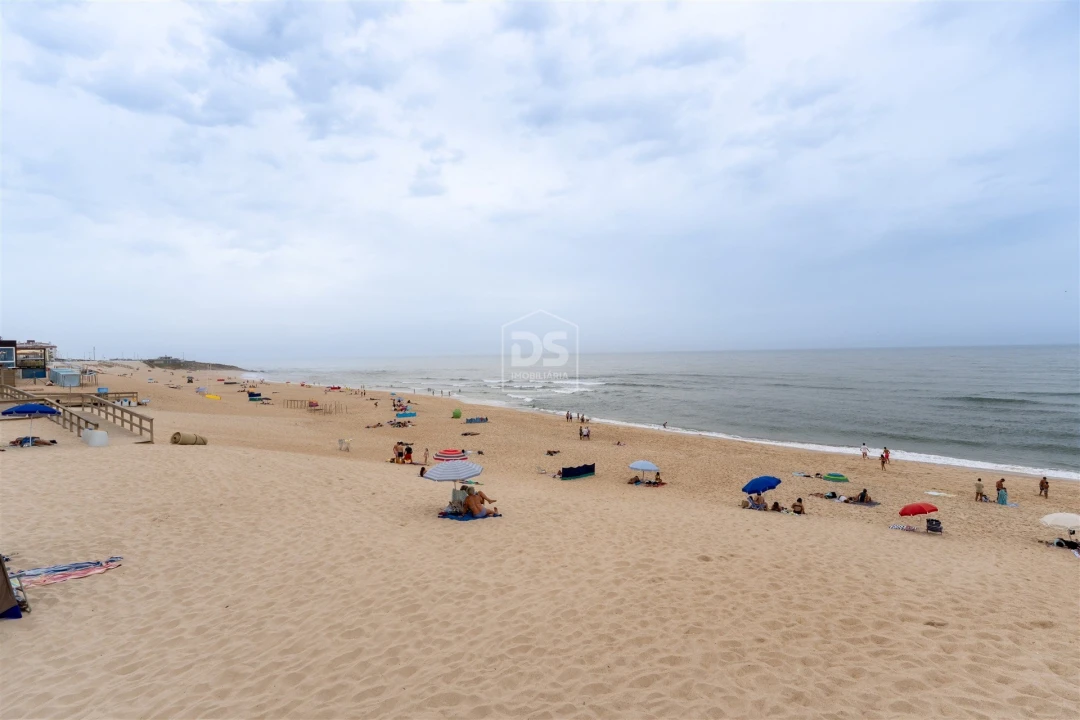 Apartamento T2 para Venda em Coimbrão Foto 21
