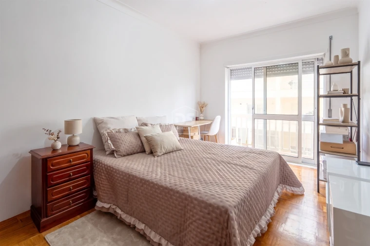 Apartamento T2 para Venda em Coimbrão Foto 8