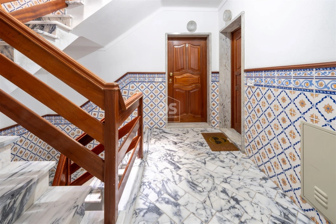 Apartamento T2 para Venda em Coimbrão Foto 15