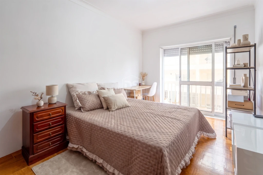 Apartamento T2 para Venda em Coimbrão Foto 31