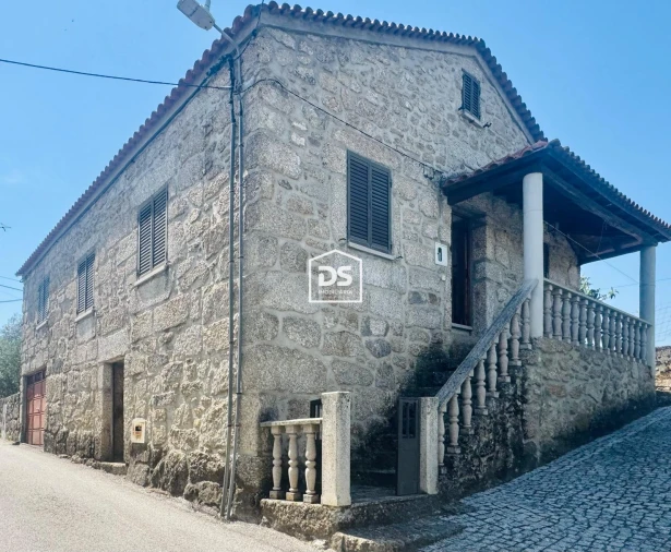 Moradia T3 para Venda em Lajeosa do Mondego Foto 2