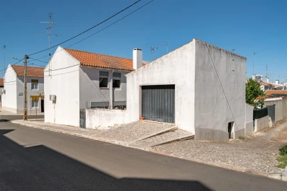 Moradia T3 para Venda em Nossa Senhora da Conceição e São Bartolomeu