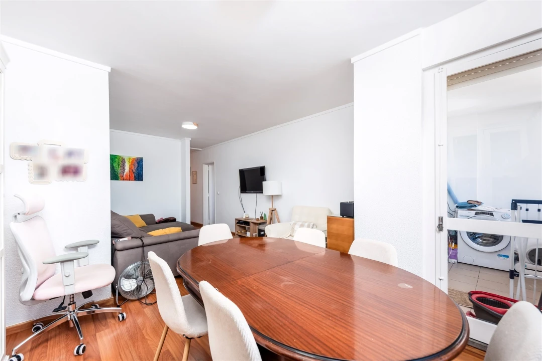 Apartamento T2 para Arrendamento em Massamá e Monte Abraão Foto 15