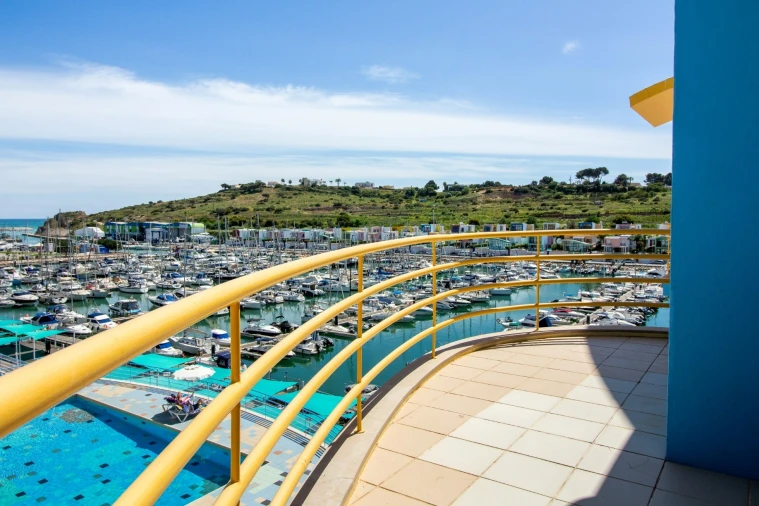 Apartamento T2 para Venda em Albufeira e Olhos de Água Foto 3
