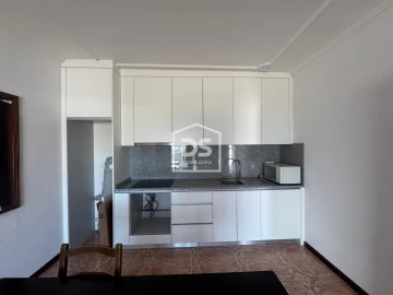Apartamento T1 para Arrendamento em Nevogilde