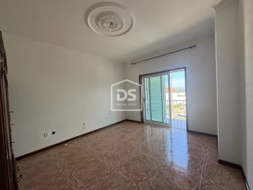 Apartamento T1 para Arrendamento em Nevogilde