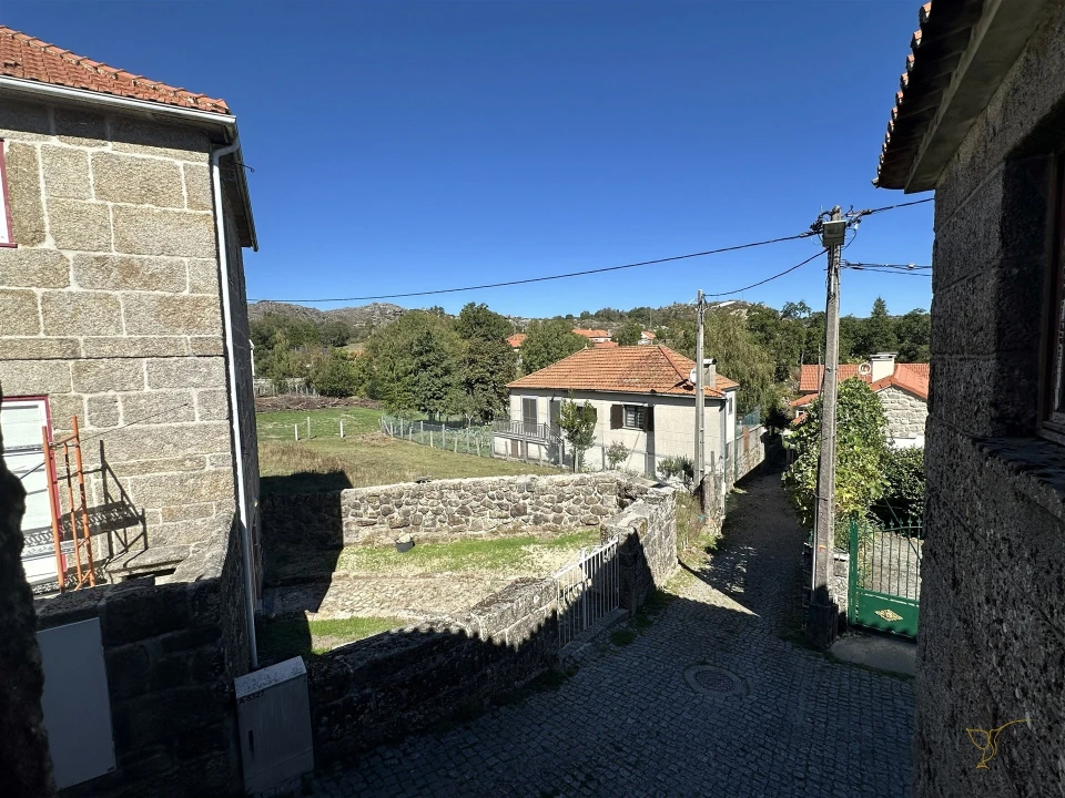 Moradia T3 para Venda em Castro Laboreiro e Lamas de Mouro Foto 29