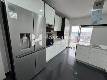 Apartamento T3 para Venda em Odivelas