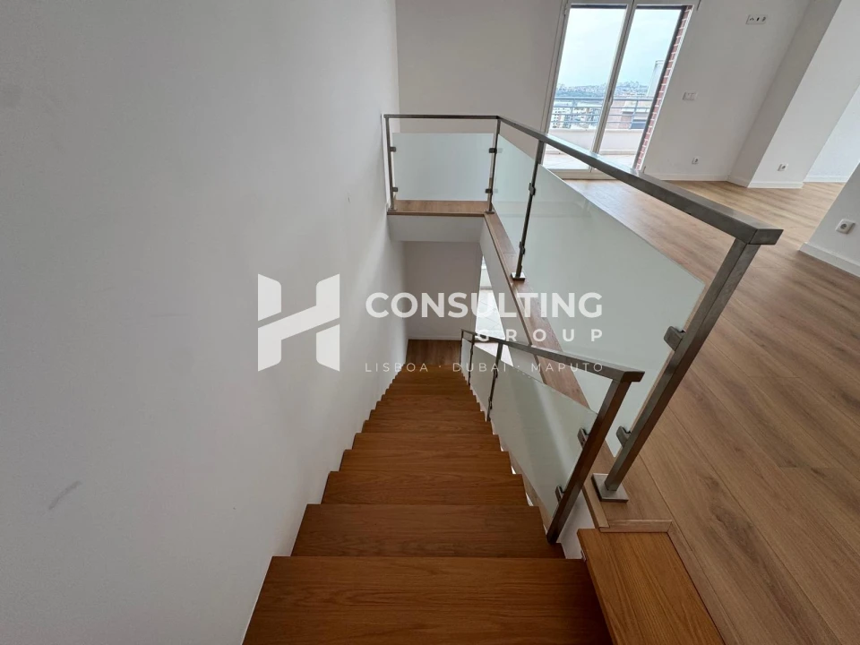 Apartamento T3 para Venda em Odivelas Foto 19