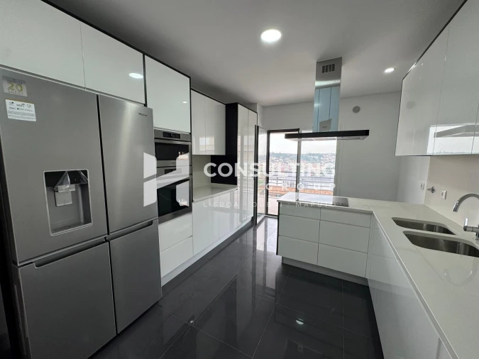 Apartamento T3 para Venda em Odivelas Foto 7