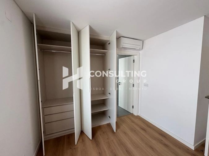 Apartamento T3 para Venda em Odivelas Foto 4