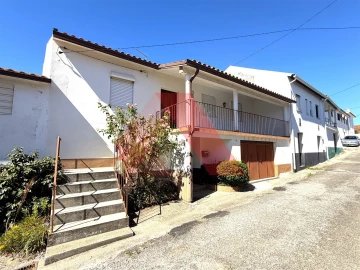 Moradia T3 para Venda em Tabua