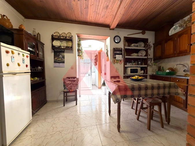 Moradia T3 para Venda em Tabua Foto 14