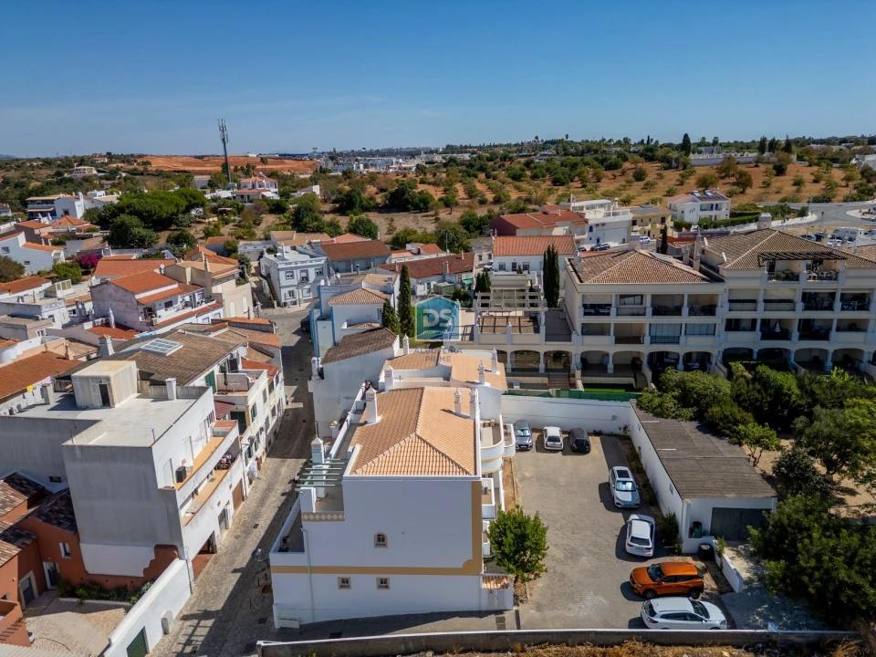 Apartamento T2 para Venda em Guia Foto 31