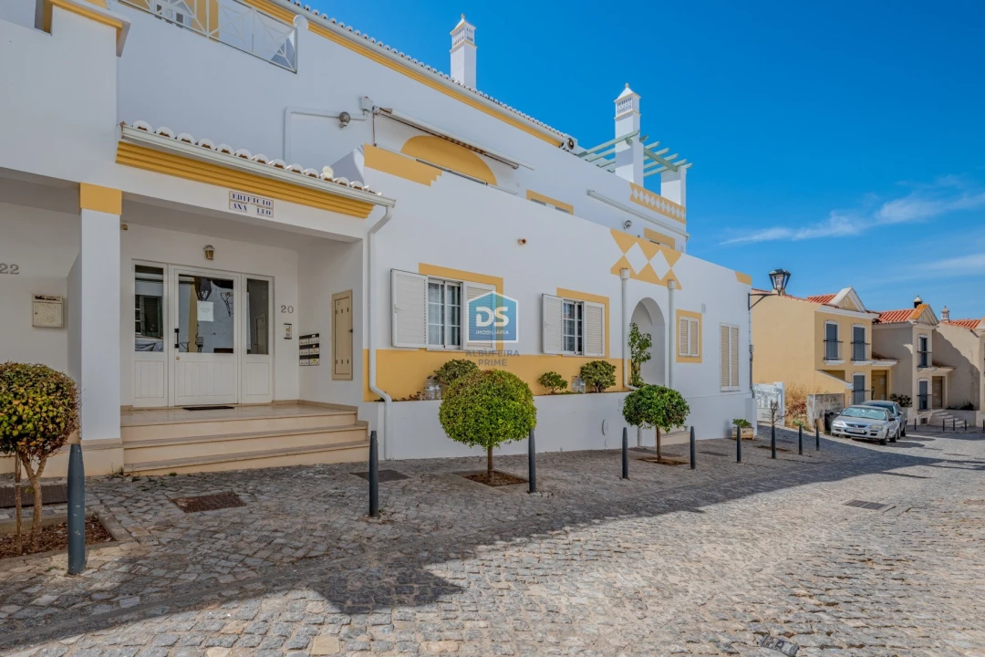 Apartamento T2 para Venda em Guia Foto 29